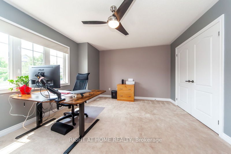 232 Karl Rose Tr  Newmarket, L3X 3J2 | Image 29