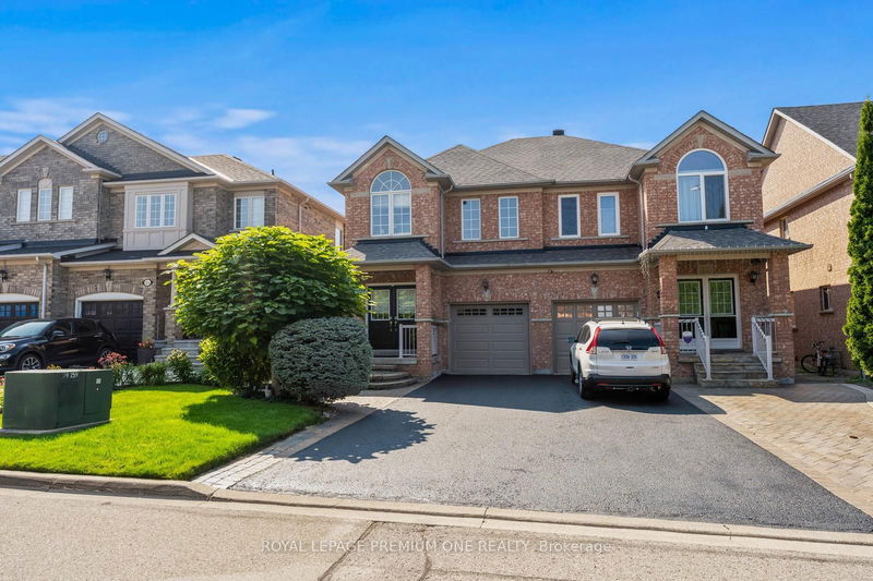 31 Neuchatel Ave  Vaughan, L4H 2Y2 | Image 3