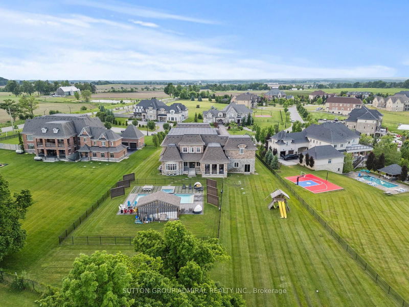 21 Stallions Crt  Vaughan, L6A 4V5 | Image 36