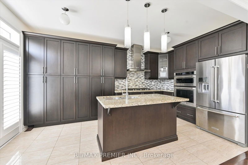 31 Cranbrook Cres  Vaughan, L4H 4H2 | Image 11