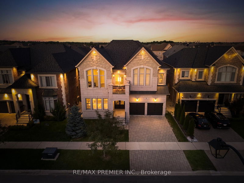home for sale on 96 Port Royal Avenue