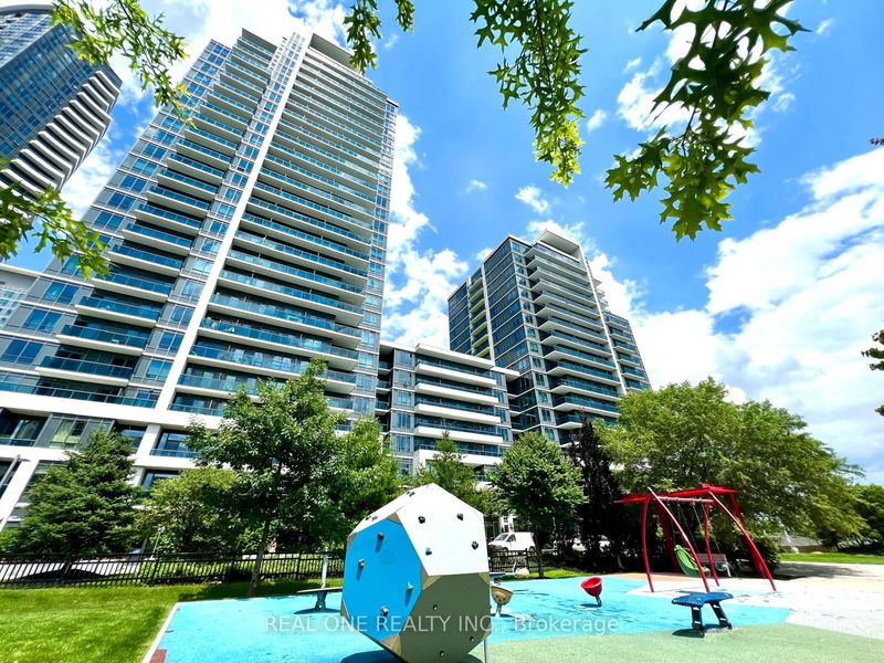 home for lease on 1911-7165 Yonge Street