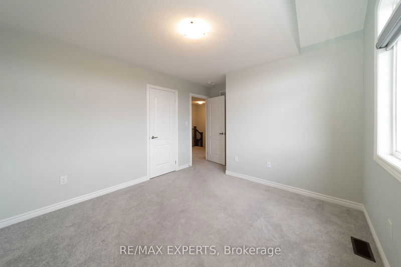 224 Danny Wheeler Blvd  Georgina, L4P 0J8 | Image 23