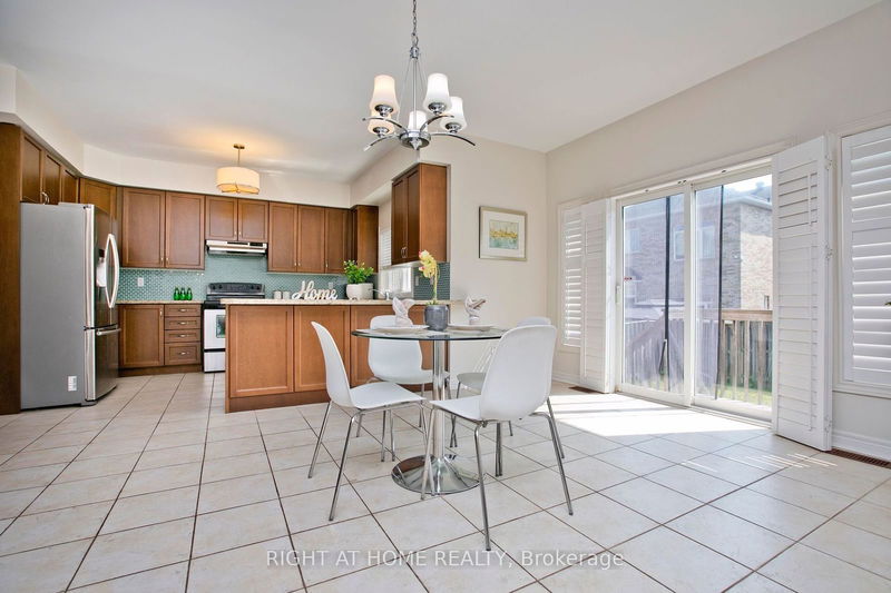 23 Sir Sanford Fleming Way  Vaughan, L6A 0T4 | Image 12