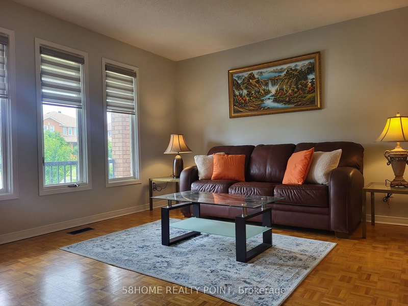 Main - 148 Castlehill Rd, Vaughan, L6A 1N7 | Image 3