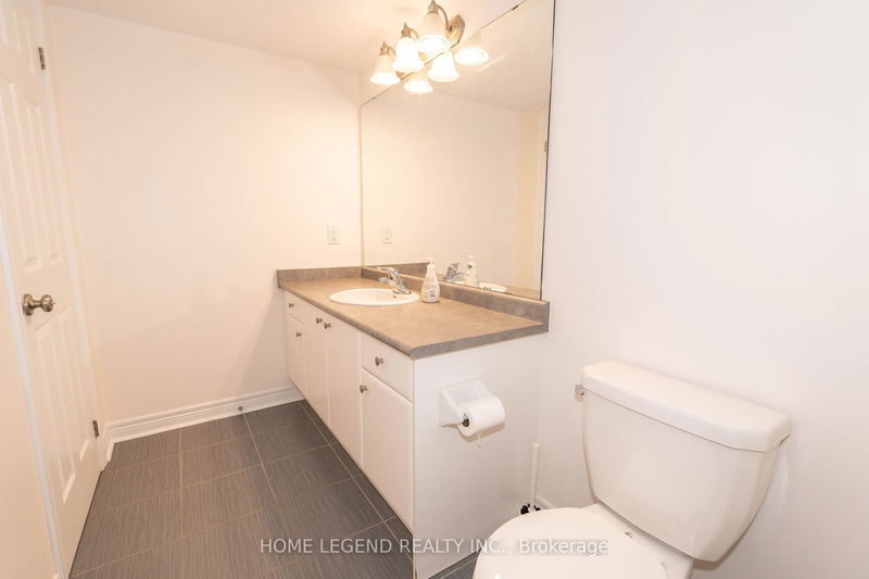 5 Earnshaw Dr  Markham, L6C 0E4 | Image 25