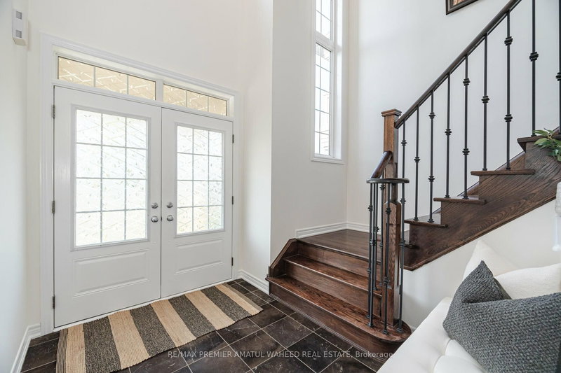 19 Wardlaw Pl, Vaughan, L4H 0Z5 | Image 3