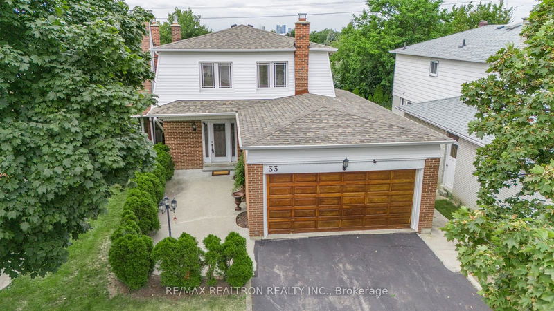 home for sale on 33 Chumleigh Crescent