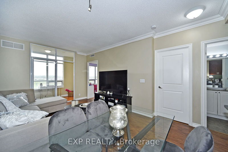  1404 - 9235 Jane St  Vaughan, L6A 0J8 | Image 10