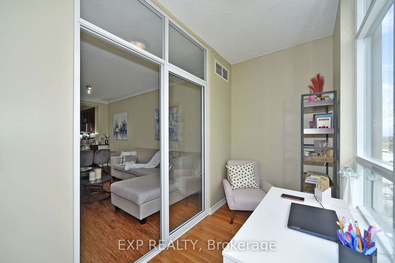  1404 - 9235 Jane St  Vaughan, L6A 0J8 | Image 17