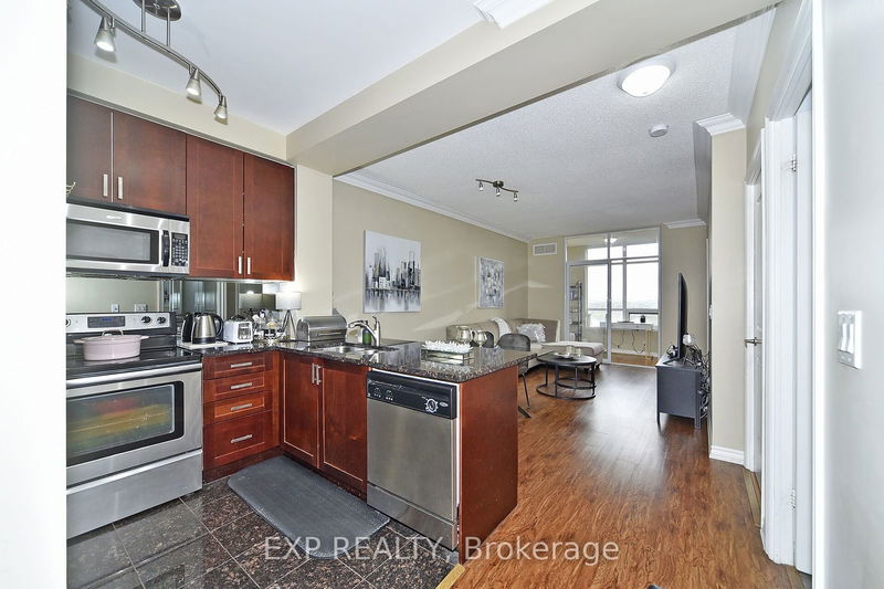  1404 - 9235 Jane St  Vaughan, L6A 0J8 | Image 6