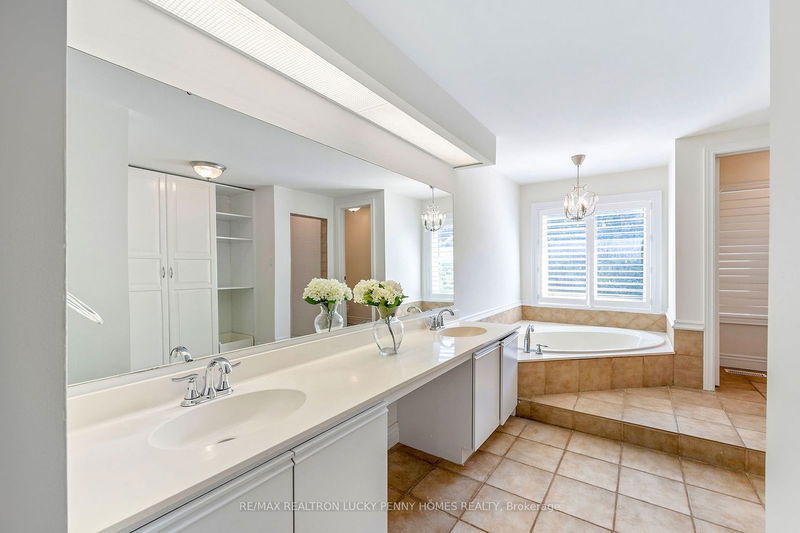 126 Aitken Circ  Markham, L3R 7L8 | Image 20