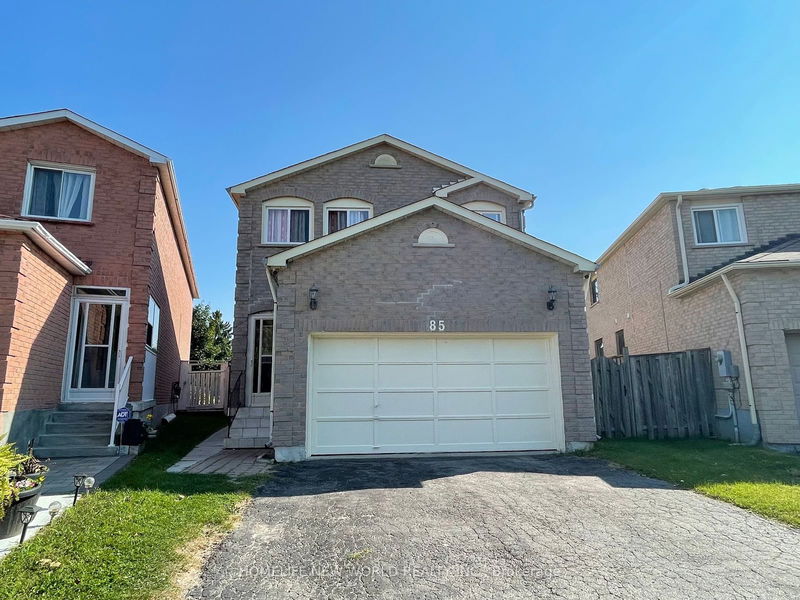 home for lease on 85 William Honey Crescent