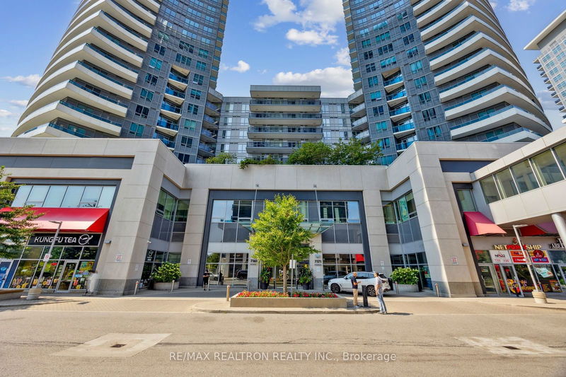  PH303 - 7171 Yonge St  Markham, L3T 0C5 | Image 4