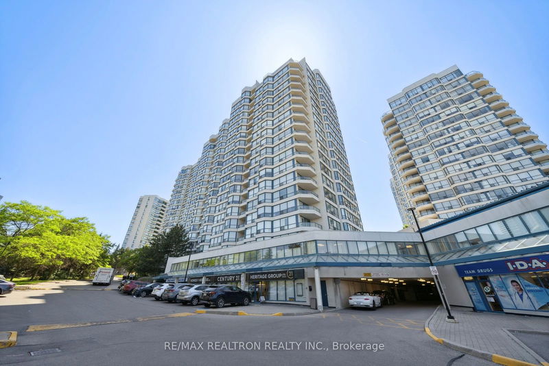  1212 - 7300 Yonge St  Vaughan, L4J 7Y5 | Image 1