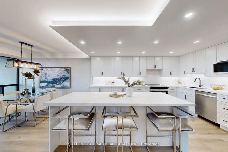 home for sale on 1507-8111 Yonge Street
