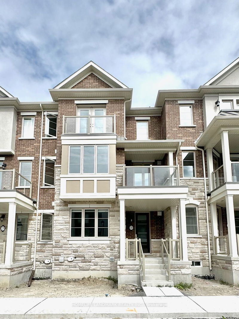 home for lease on 226 Rustle Woods Avenue