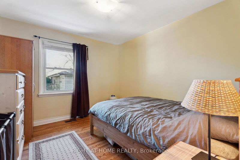 285 Lennox Ave  Richmond Hill, L4C 2A4 | Image 10