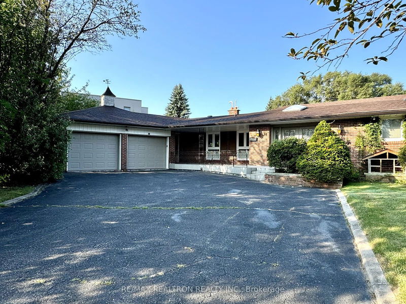 44 Fairway Heights Dr  Markham, L3T 3A9 | Image 2