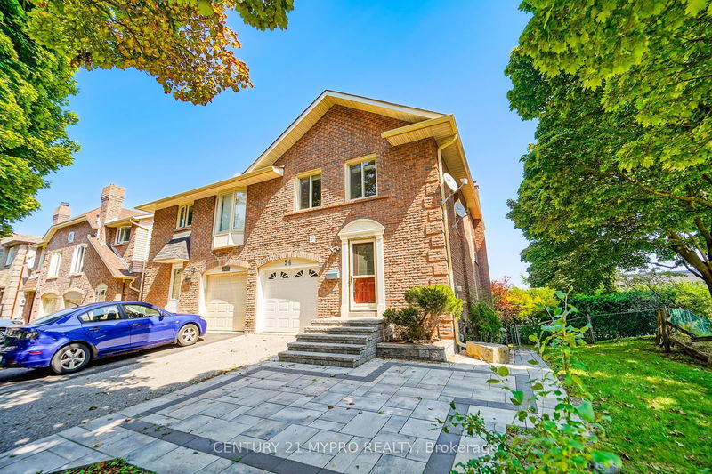 home for sale on 54 Foxglove Court