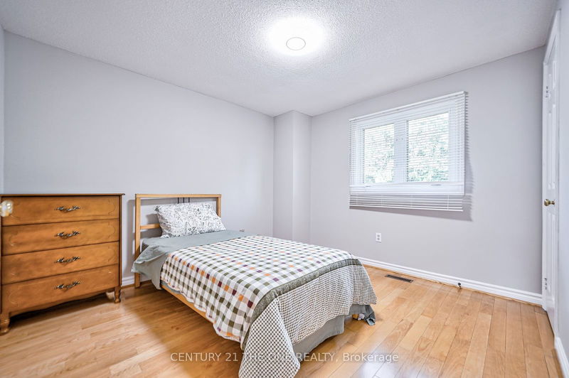 12 Featherstone Ave  Markham, L3S 2E5 | Image 24