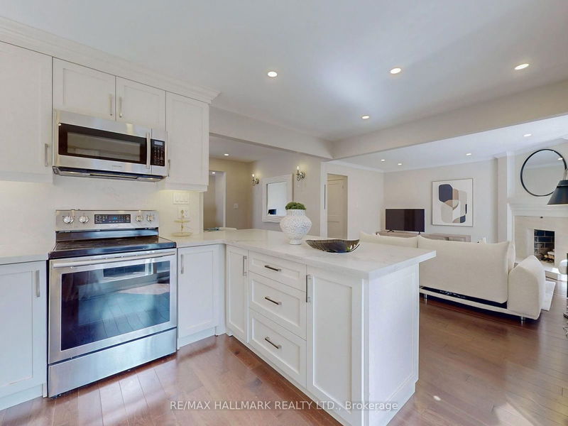 238 RUMBLE Ave  Richmond Hill, L4C 4G7 | Image 14