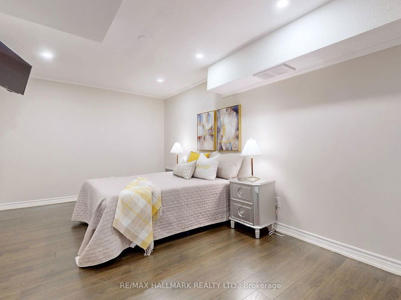 238 RUMBLE Ave  Richmond Hill, L4C 4G7 | Image 38