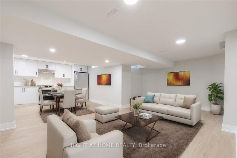 home for lease on Lower-42 Armour Street