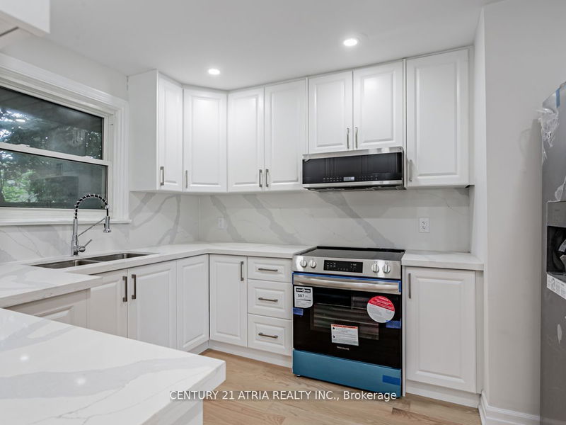 56 Millerdale Ave  Richmond Hill, L4C 3K5 | Image 29