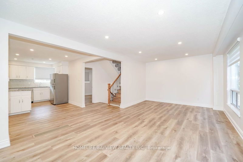  34 - 12 Poplar Cres  Aurora, L4G 3L3 | Image 20