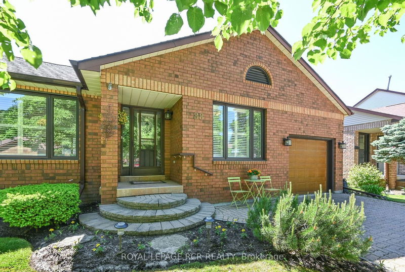 88 Riverview Rd  New Tecumseth, L9R 1R7 | Image 1