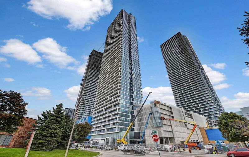 Unit 5812 — 5 Buttermill Ave, Vaughan - Vaughan Corporate Centre image-0-0