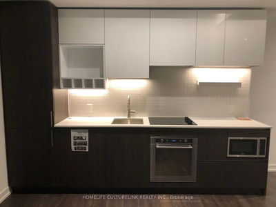 Unit 5812 — 5 Buttermill Ave, Vaughan - Vaughan Corporate Centre image-0-2