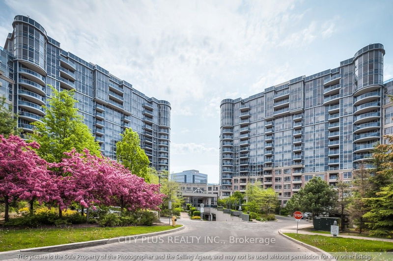  1077 - 23 Cox Blvd  Markham, L3R 7Z9 | Image 1