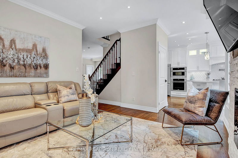 93 Regency View Hts  Vaughan, L6A 3T8 | Image 12