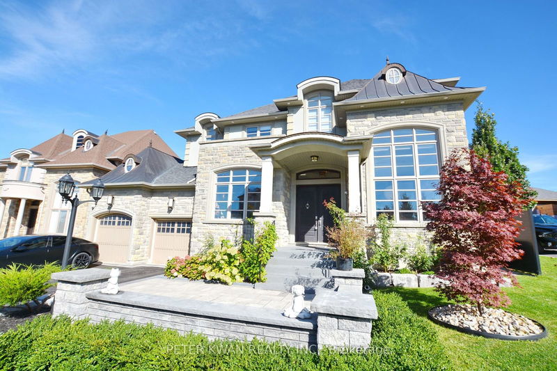 home for sale on 138 Carisbrooke Circle