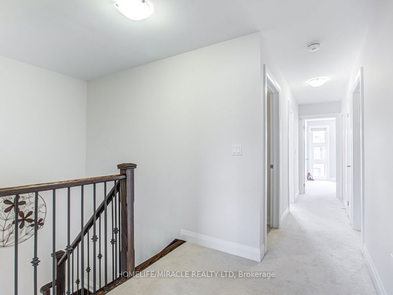 44 Festival Crt S East Gwillimbury, L9N 0N8 | Image 23