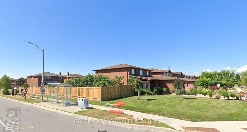home for lease on Lower-162 Jackman Crescent
