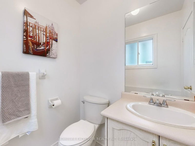 15 Frobisher St  Richmond Hill, L4B 4H7 | Image 16