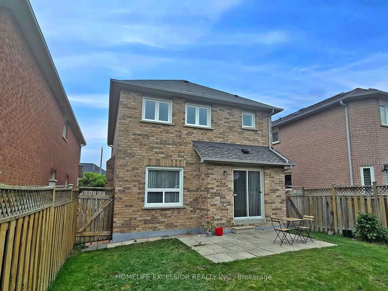 15 Frobisher St  Richmond Hill, L4B 4H7 | Image 36