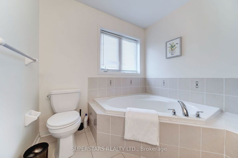 27 Trinco Way  Markham, L3S 0C4 | Image 17