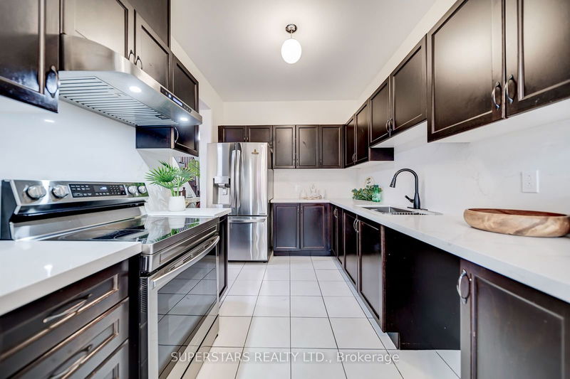 27 Trinco Way  Markham, L3S 0C4 | Image 6