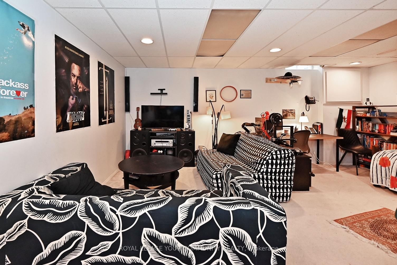 Listing Image 22