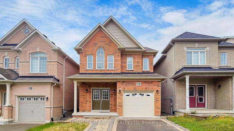 110 Herefordshire Cres  Newmarket, L3X 3K8 | Image 1