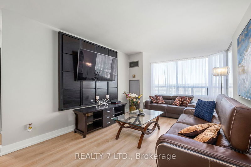  909 - 120 Promenade Circ  Vaughan, L4J 7W9 | Image 7