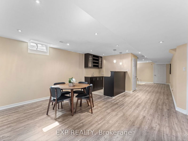 70 Brookhaven Cres  Markham, L6C 2X9 | Image 32