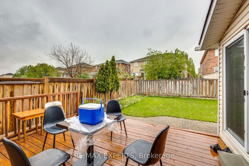 381 St. Joan Of Arc Ave  Vaughan, L6A 2T3 | Image 34