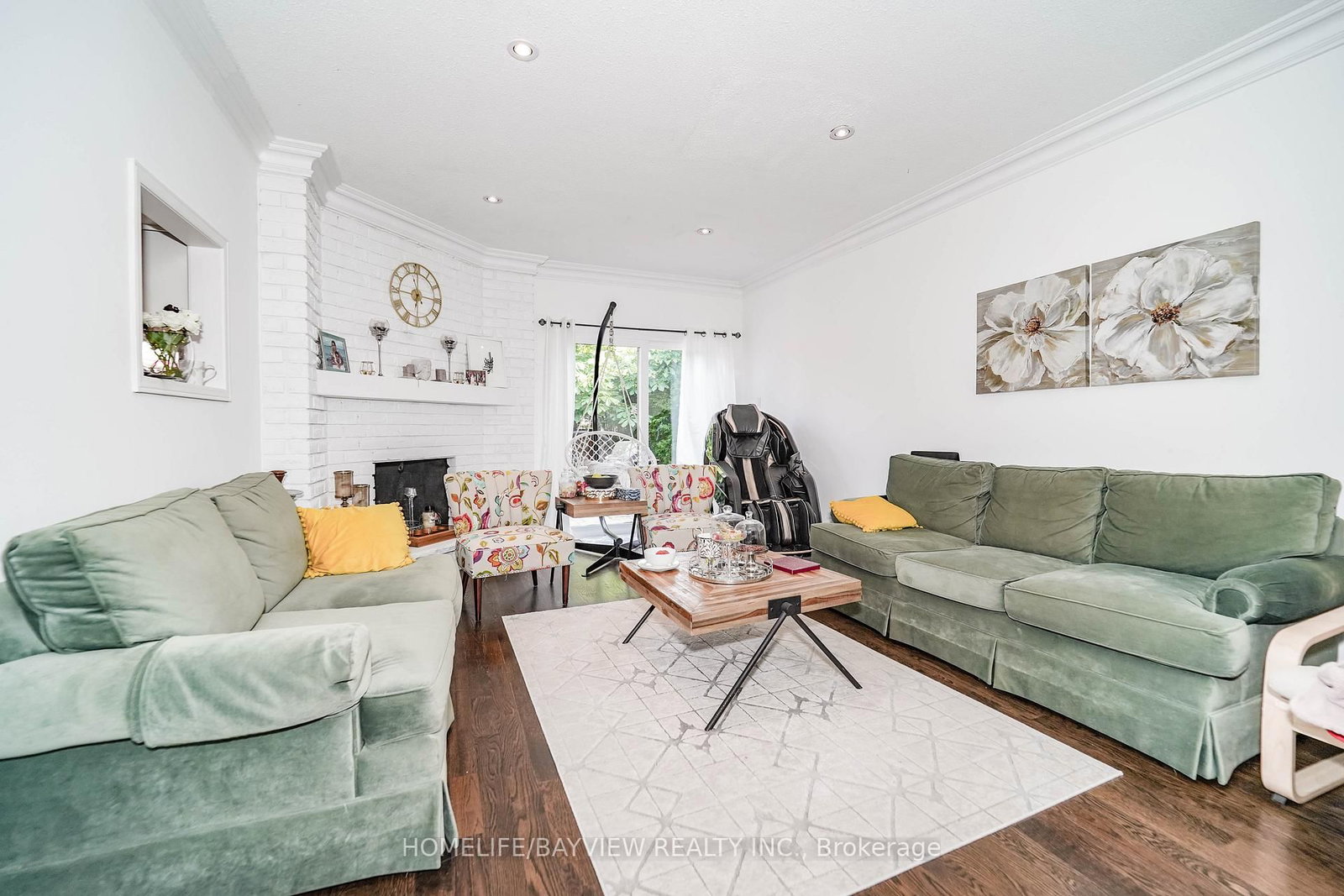 Listing Image 22