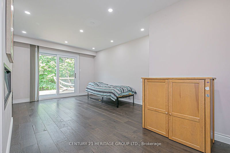 289 Richmond St  Richmond Hill, L4C 3Z2 | Image 13