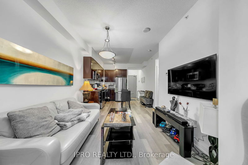  531 - 7165 Yonge St  Markham, L3T 0C9 | Image 16